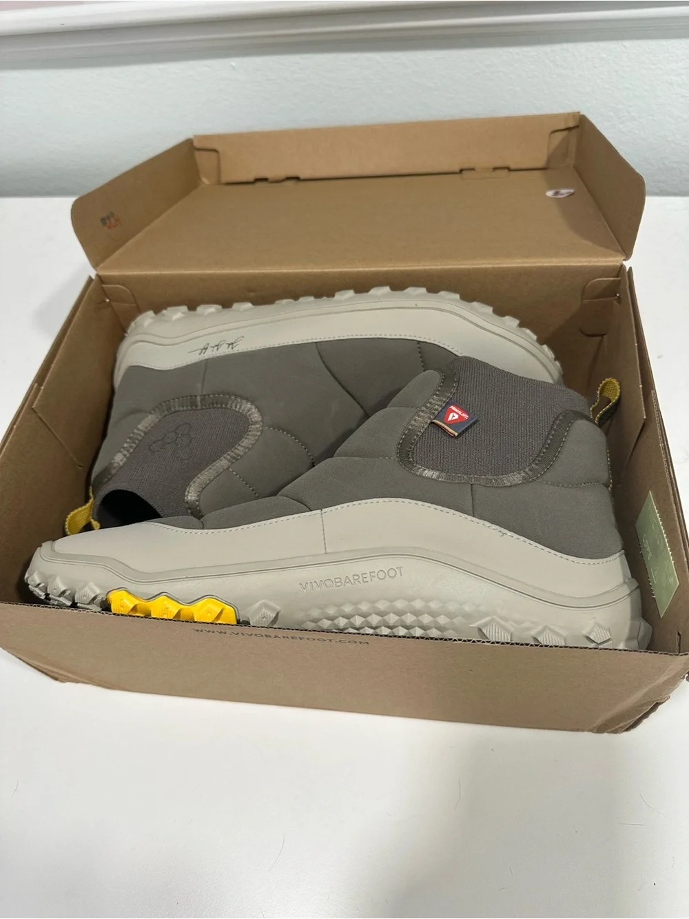 Vivobarefoot Explorer Mid JJF Men’s Size US 9 EU 42